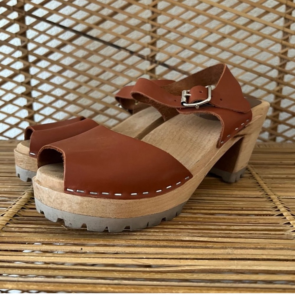 MIA Greta Luggage Wooden Sole Clogs Sandals Size EU 38 US 8